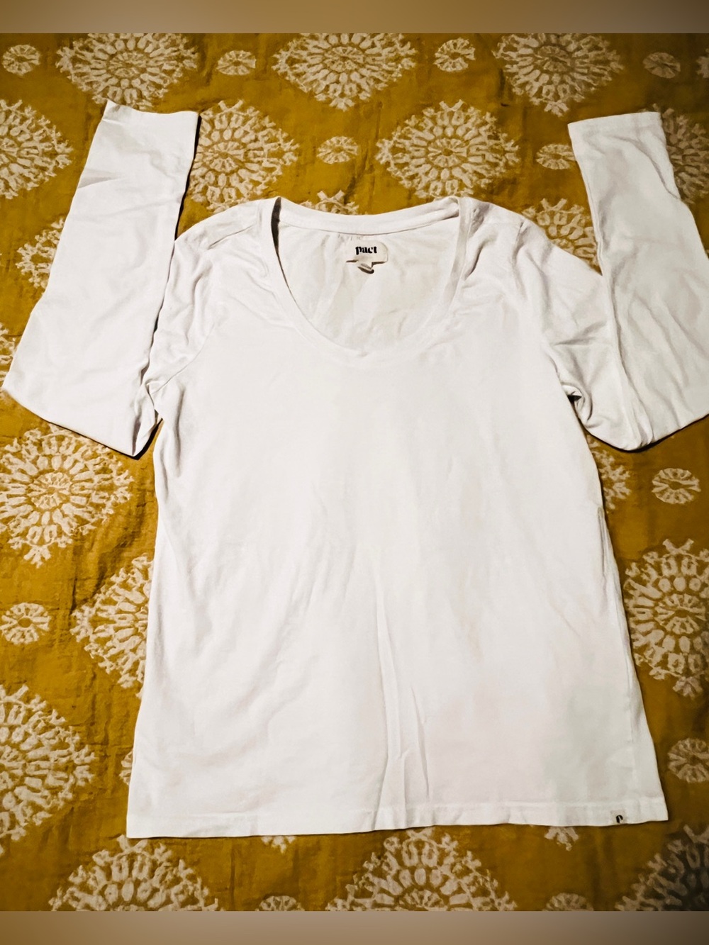 Pact White Organic Cotton Long Sleeve Tee S NWOT